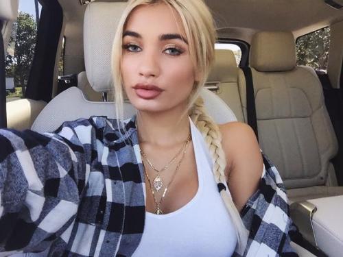 Pia Mia Style