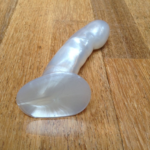 An Adorable Dildo A Review Of The Acute Dild