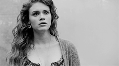 Voir un profil - Lydia Martin Tumblr_ot937fhcA11sognhno5_r3_250