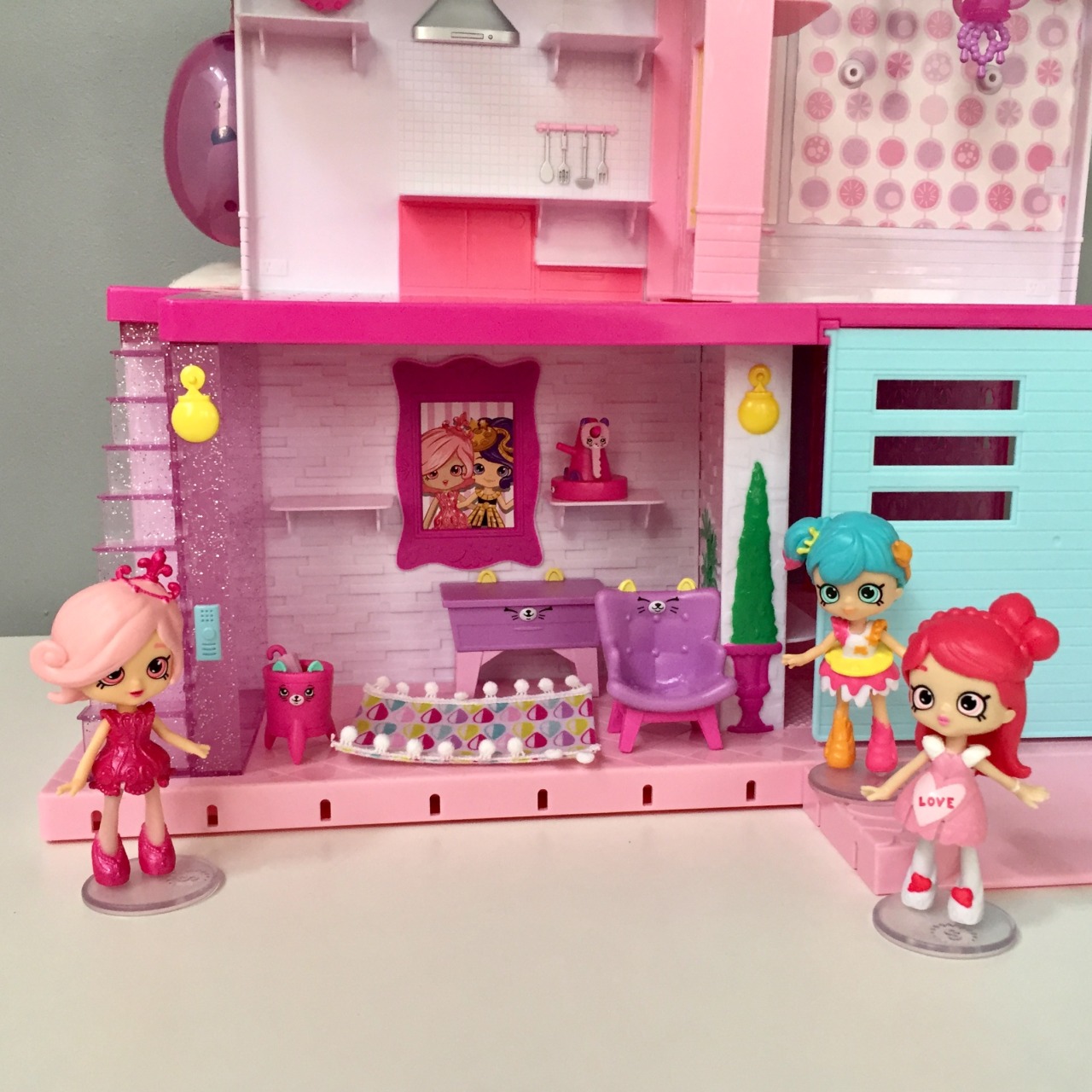 Shopkins Happy Places Grand Mansion and... - toy tiny