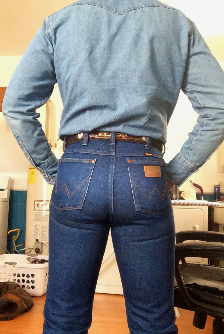 Wrangler The Sexiest Jeans Ever Made Follow Me Wrangler Butts