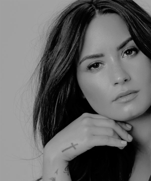 demetria lovato.  - Página 40 Tumblr_opxzodE7T51vjcrwto2_500