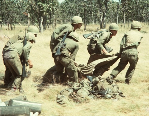 uss-edsall:Evacuating a casualty at Landing Zone X-Ray during...