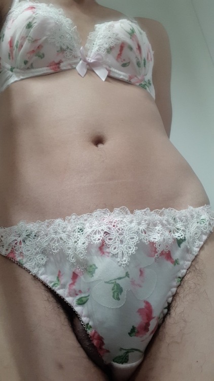 man-in-panties:Thank you for the submission