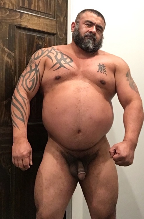 pupcruze:Sexy master sending me pics today.