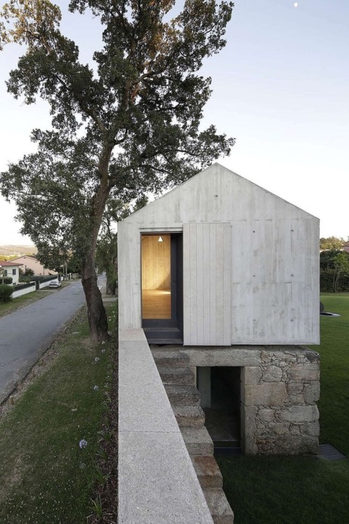 barsjakeveci:The Dovecote, Braga, Portugal by AZO Sequeira...