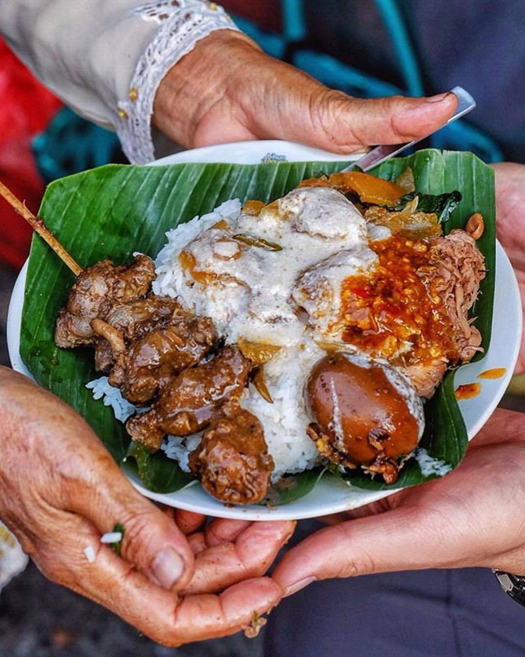  Repost henjiwong  Nasi Gudeg  IBU IJAH  JAKARTA FOOD