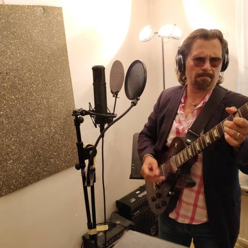 New guitar solo recorded.. #man #musician #guitarplayer #me...