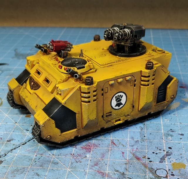 Warhammer 40K, LotR, and more — Razorback with Lascannon/Assault cannon ...