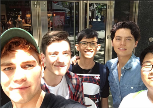 whentheygolow:Boyfriends out on Robson Street in Van City today...