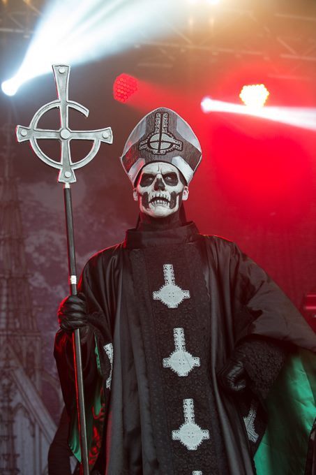 Ghost Scriptum • Papa Emeritus II: the front-pope of Ghost, the...