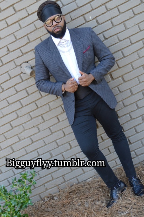 bigguyflyy:Too small clothes can sometimes be a good thing!!...