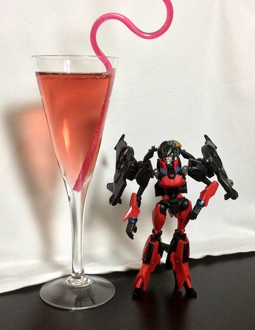 The Windblade½ oz Chambord black raspberry...