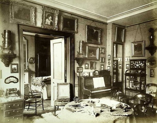 dreaming-of-the-1800s:The interior of victorian homes. Photos...