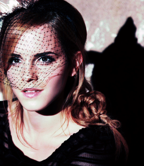 daily-emmawatson:Emma Watson photographed by Andrea...