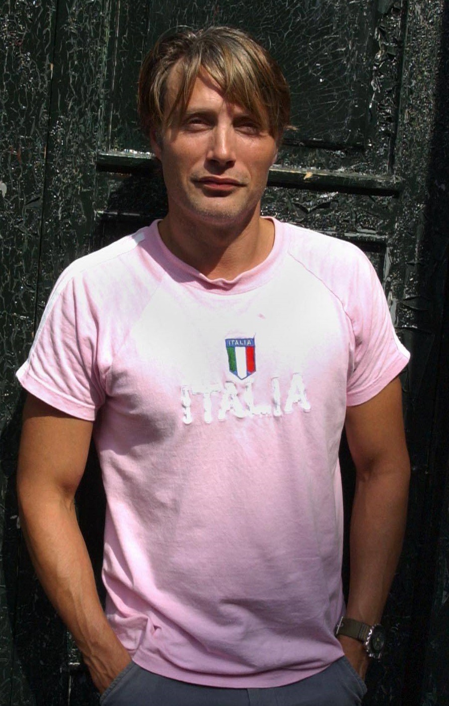 mads mikkelsen pink hoodie