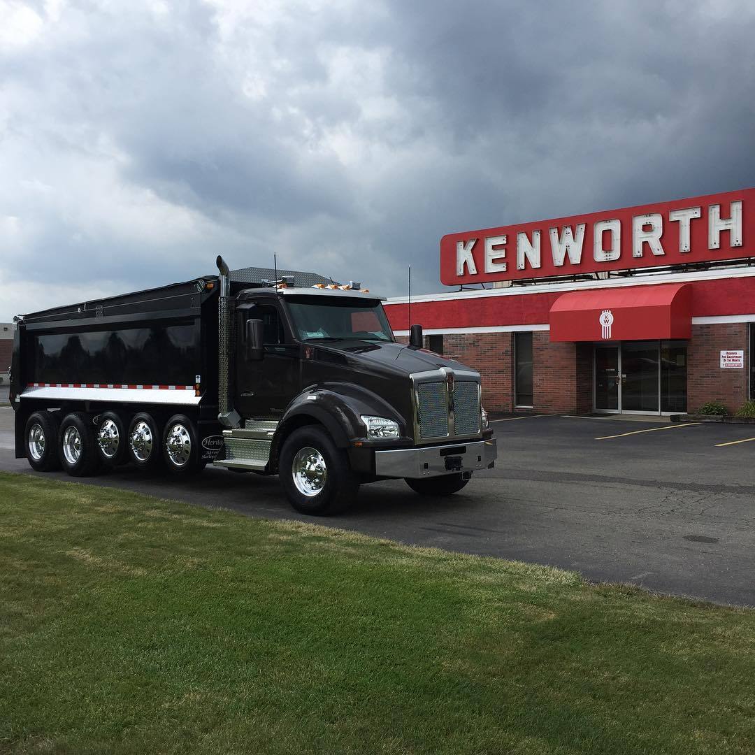 Semitrckn Kenworth Custom T Axle Dump