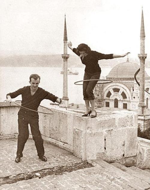 lacalaveracatrina:Istanbul, 1930s.