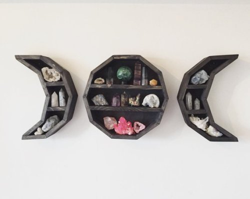 figdays:“Triple Moon Goddess” Shelf // GrizzlySupplies 