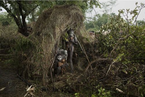 fotojournalismus:The Omo Valley, EthiopiaPhotographs by Hans...