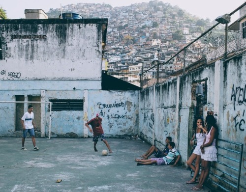 greatsofthegame:Street football around the worldWhere it all...