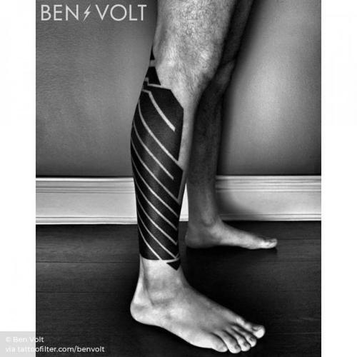 By Ben Volt, done at FORM8 Tattoo, San Francisco.... calf;big;blackout;benvolt;facebook;blackwork;twitter;geometric