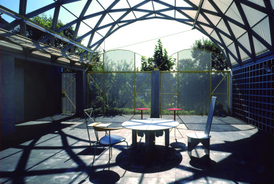 subtilitas:<br /><br />Toyo Ito - Silver hut, as both a private residence in Nakano-ku, completed in 1984 (above), and re-built as an architectural museum in Imabari in 2011 (below). Via.<br />