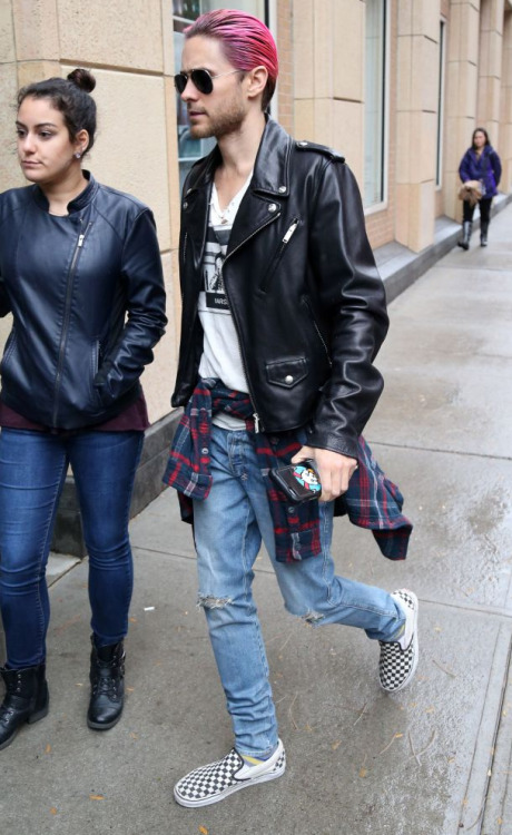 polish-echelon: Jared Leto out in NYC (November... - LovefromMars