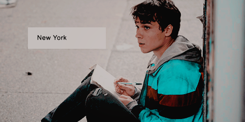 [Image: tumblr_ps8lbz3sHM1wwkc82o2_500.png]