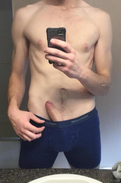 unbearablelightnessofdick:forgot to post this hot dude and now...