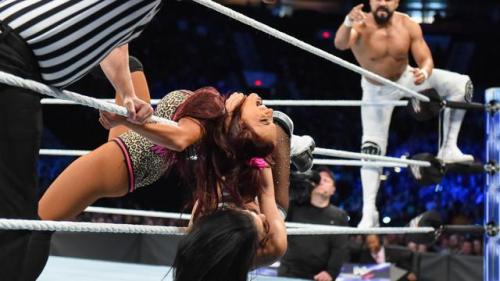 SmackDown 10/2/18: R-Truth & Carmella vs. Andrade “Cien”...