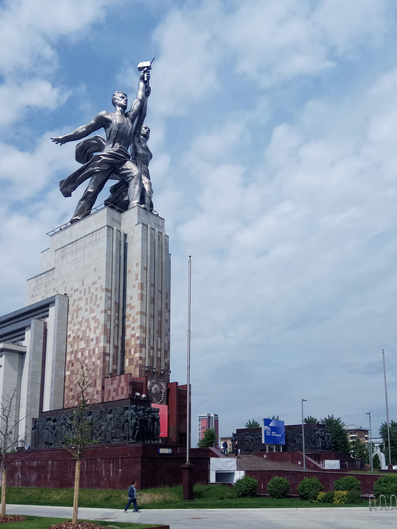 I visited the Worker and Kolkhoz Woman when I was in Moscow last week. Also visited VDNKh (the #1 location if you want to travel back to 1955). I have so many pictures from there, will post some soon (hopefully).