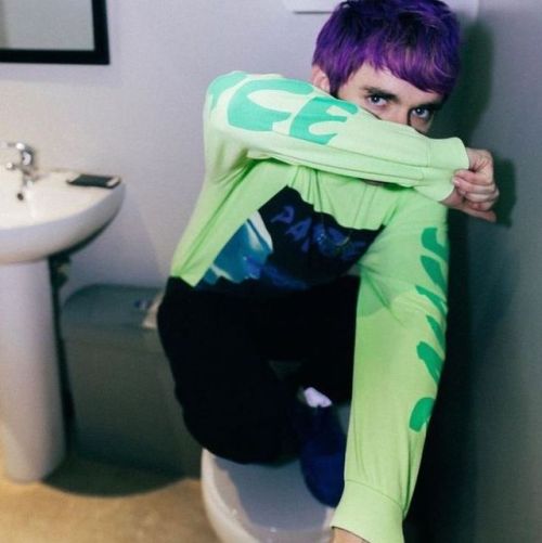 awsten knight awsten knight icons waterparks waterparks icons bands band icons icons toilets blueberry muffin