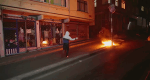 kropotkindersurprise:
“ Two ways of dealing with tear gas grenades from comrades in Turkey: Either submerge them in water. Make sure you can close off the container cause the gas will still spread for a while. Or throw them in the fire so the gas...