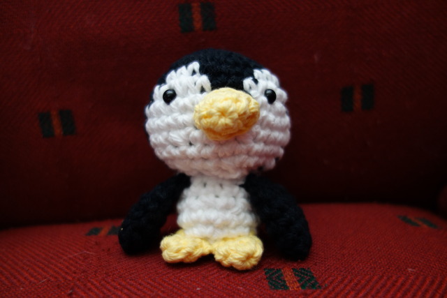 lil huggy penguin