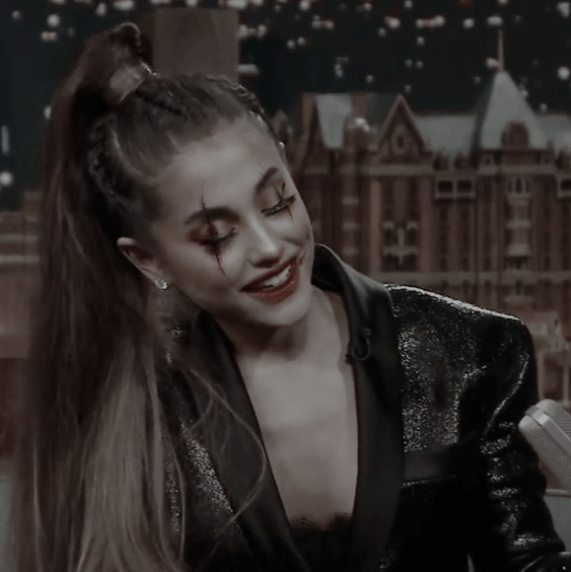 ariana grande halloween on Tumblr