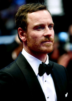 scifigurl720:Michael Fassbender - Killing Ovaries in a...