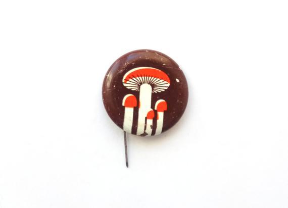 Russula pinback button made in Estonia (buy)