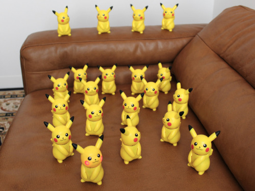 shelgon:Daisuki Club Images for the TALKING PIKACHU ROBOT...