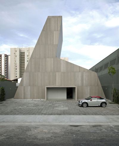 architags:<br /><br />Triptyque. Ouvidor Design gallery. Fortaleza.Brasil. source. photos  Triptyque