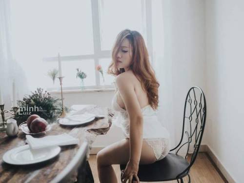 Gái việt đẹp cho anh em sóc lọ