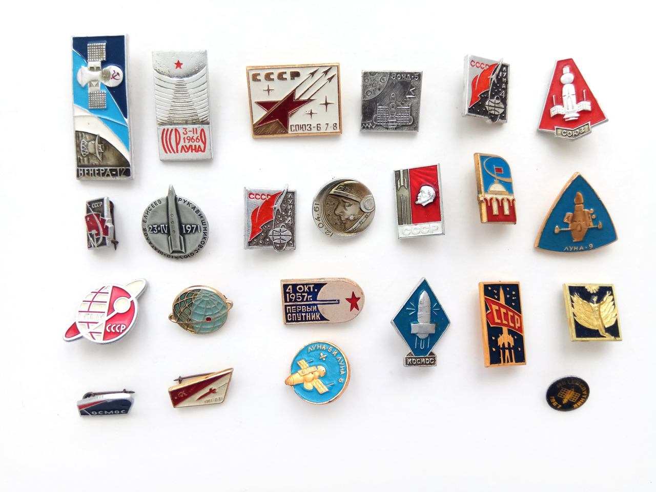 Soviet space-themed enamel pins