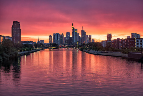 breathtakingdestinations:Frankfurt - Germany (by Raico...