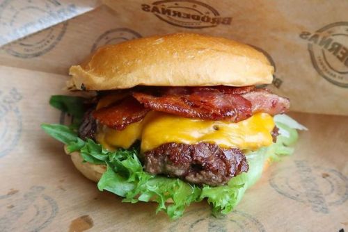 burgerdudes:—The Greven burger with cheddar, bacon,...