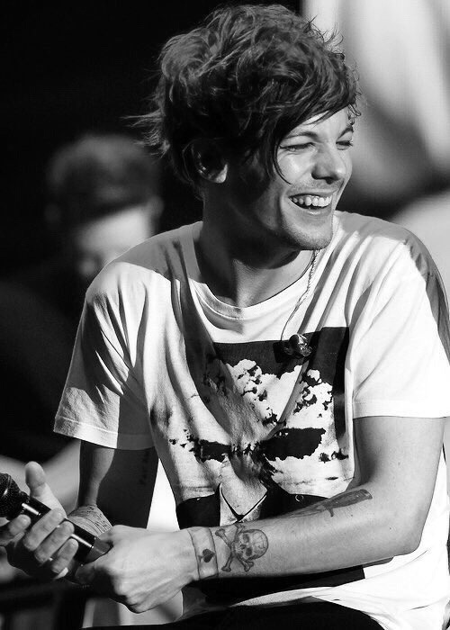 Louis Tomlinson Black And White On Tumblr