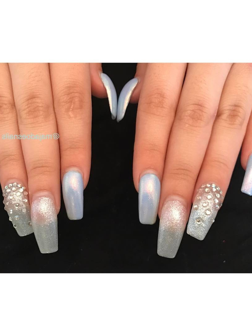 zoya, ingrown nail, glamour nails, luxe nails, summer acrylic nails 2 weeks growth | zero lifting | only one missing Crystal! 