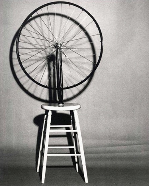 roue de bicyclette marcel duchamp