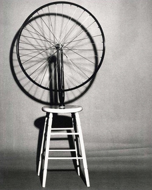 marcel duchamp roue de bicyclette 1913