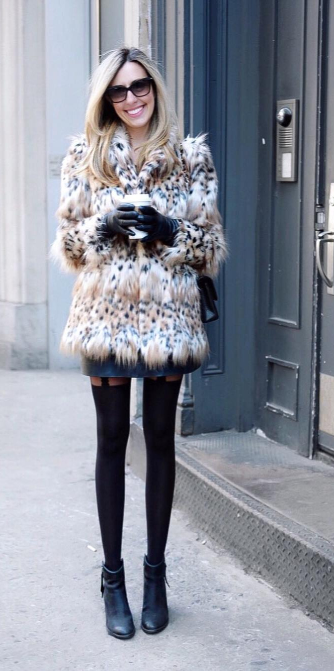 celebrity breaking news, outfit inspiration, #Photooftheday, #Fashionistas This is one of my favorite coat purchases this season. Shop it in my stories! 