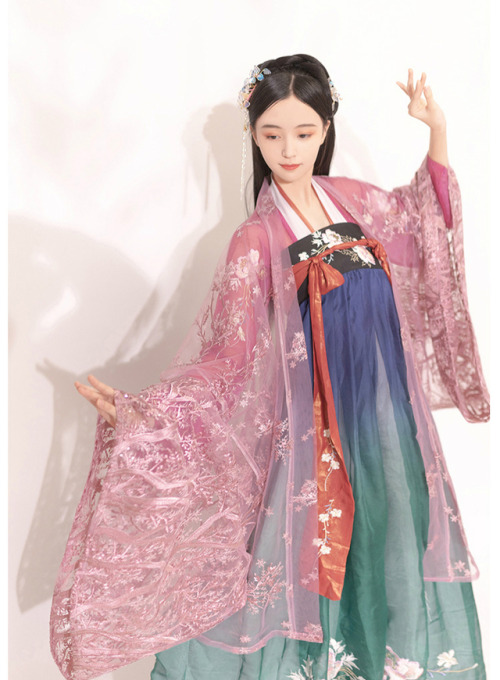 changan-moon:Chinese hanfu by 溯光十七